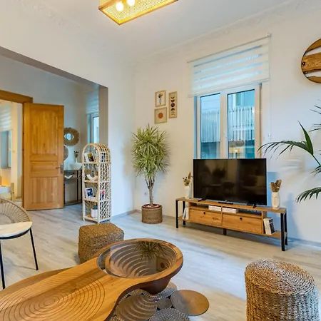 Urban Balcony Retreat- Near Galata Metro Apartmán Istanbulská provincie